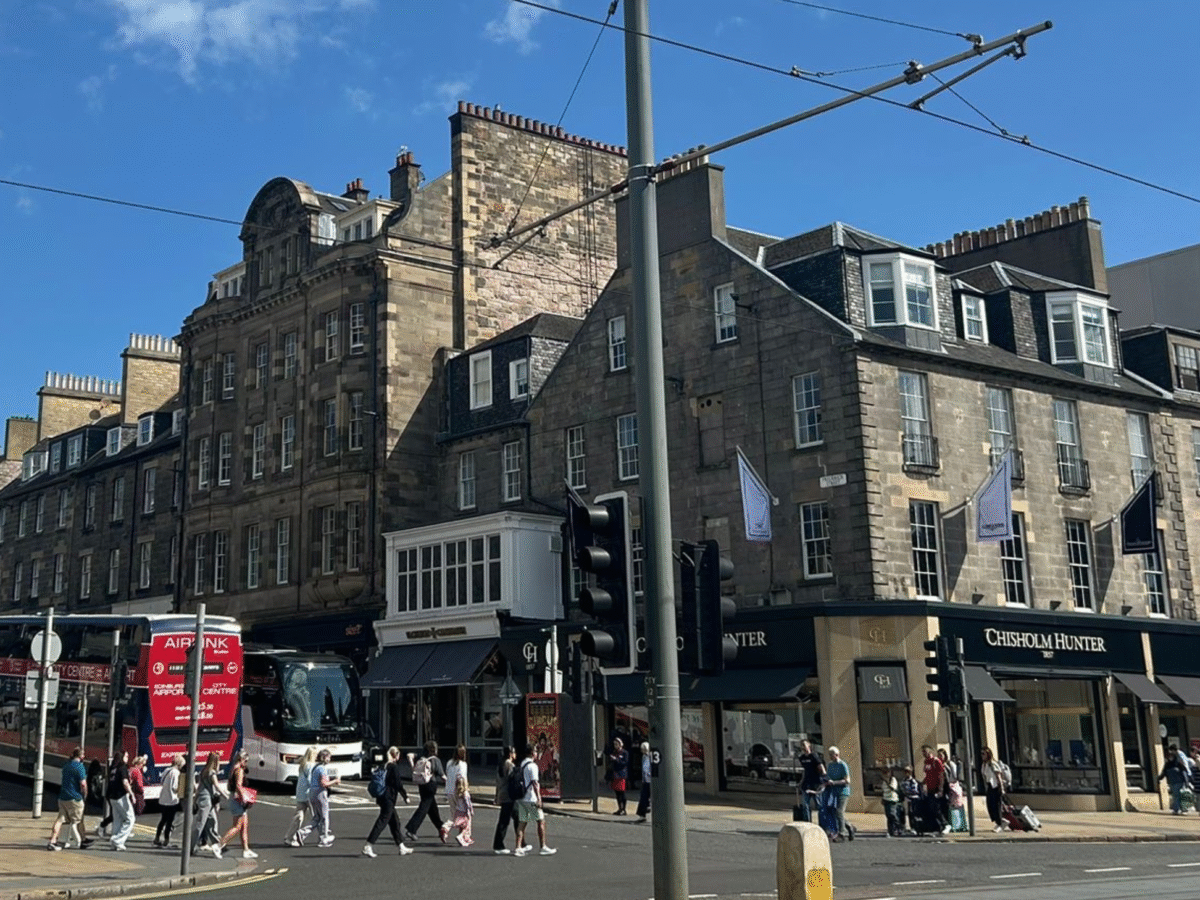 Retail sales growth slows as heatwave hits luxury spending