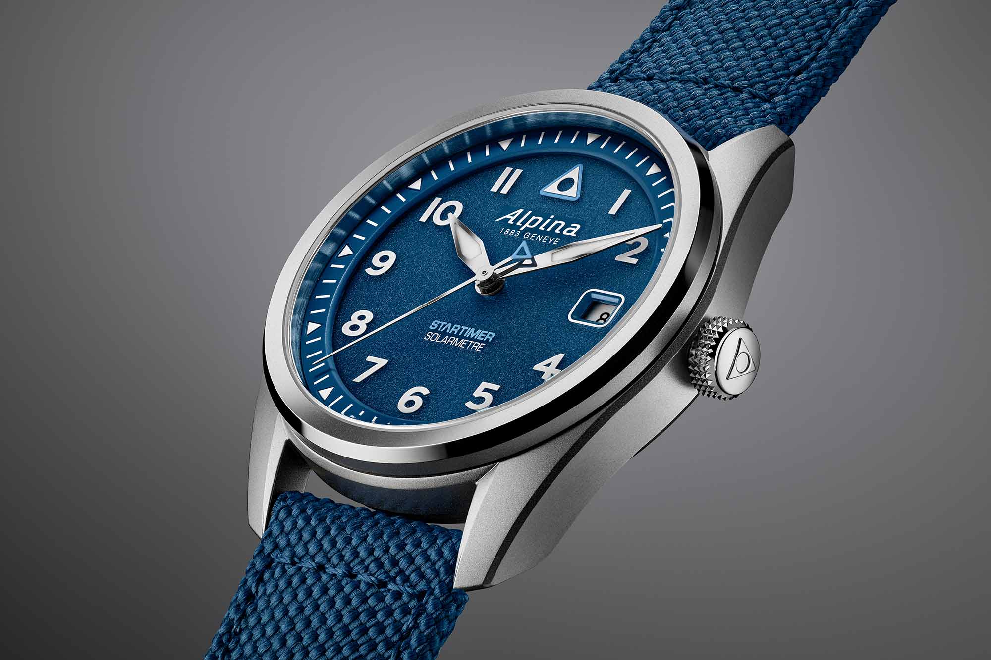 Alpina Expands their Solar Quartz Offerings with New Startimer Pilot Solarmetre References