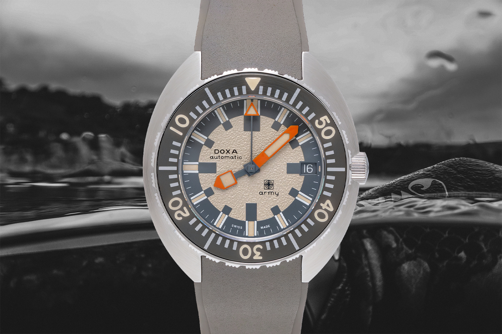 Doxa Streamlines the “Army” Diver for Hodinkee